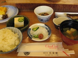 朝食