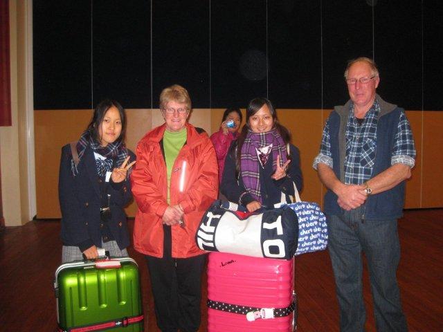 IMG_2Aug11_with_Host1.jpg
