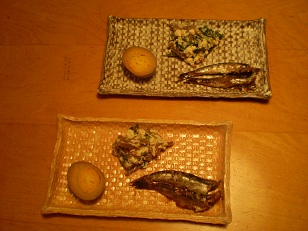 角皿に盛りつけてみる