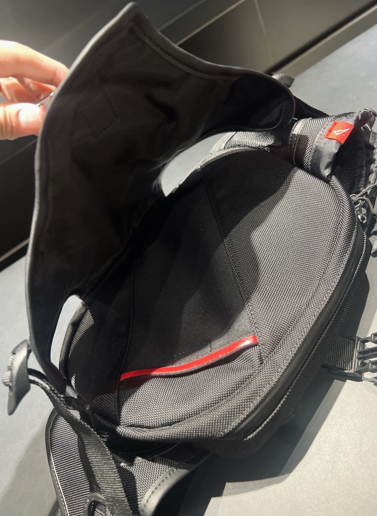 K-3601 ヒップバッグ再入荷のお知らせ：KUSHITANI 西宮店