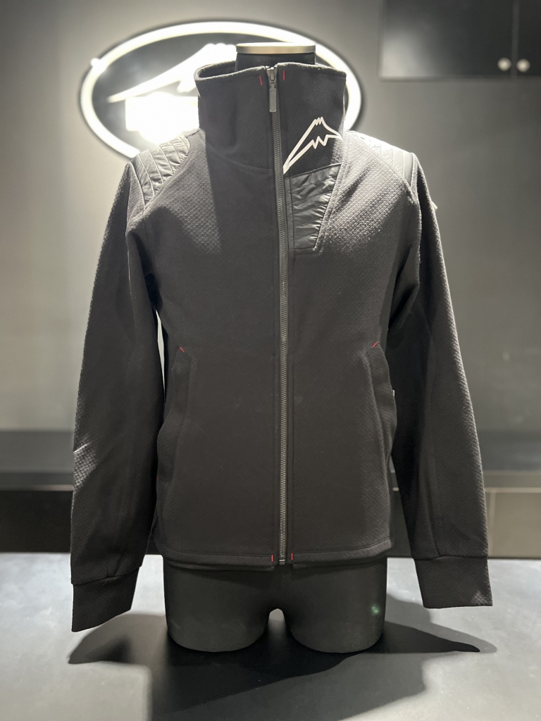 新作入荷】K-1386 アーカナトラックジャケット：KUSHITANI 西宮店