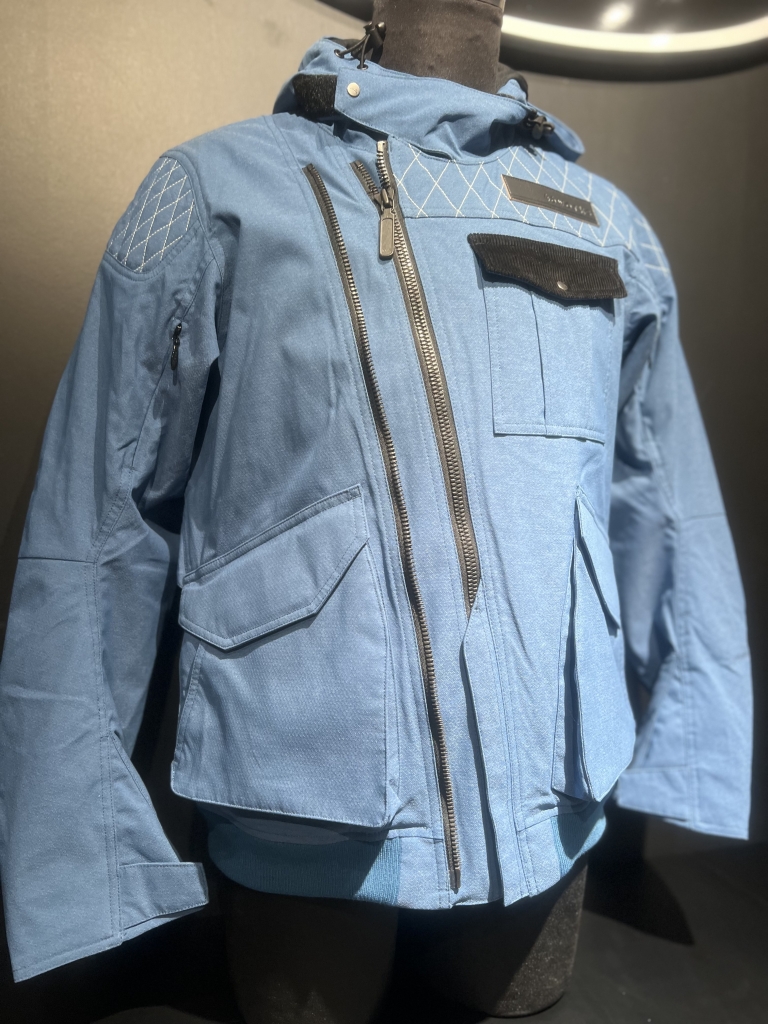新作入荷】K-2459W 46worksアーカナフードジャケット：KUSHITANI 西宮