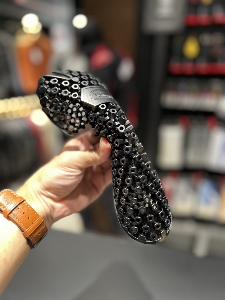 新作入荷】Flex CEプロテクター（膝）：KUSHITANI 西宮店 | KUSHITANI