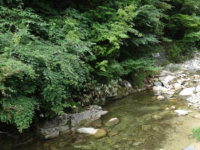 川遊び