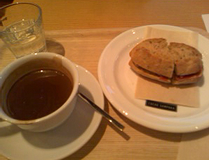 サンパカカフェ