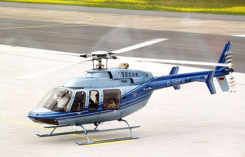 本物ヘリコプター後部羽とローター 画像ギャラリー | 川崎重工 最新ヘリコプター「H145／BK117 D-3