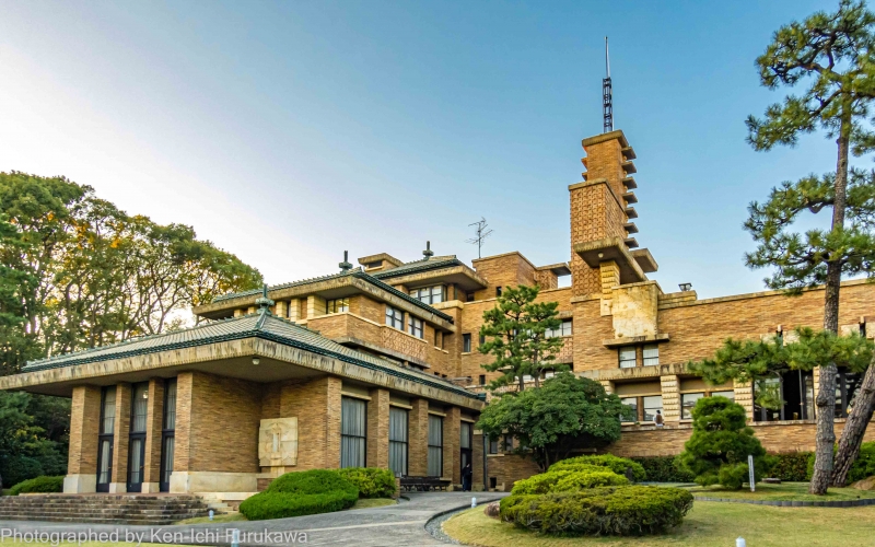 建築家 遠藤新作品集(遠藤新生誕百年記念事業委員会 編) / 古本