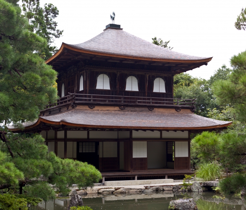 京の三閣の一つ、金閣寺が燃えた日 | 弘前りんご＿新参者の宝塚日記