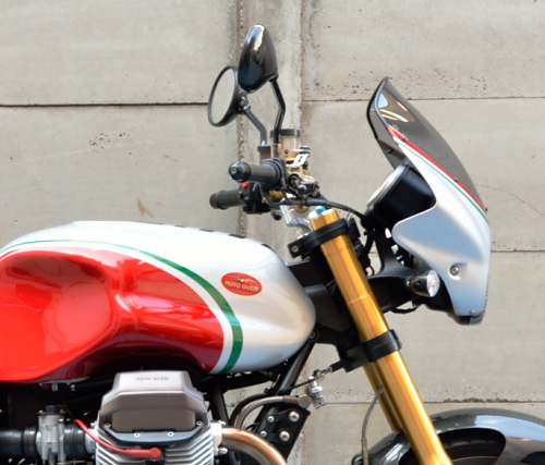 MotoGuzzi V11 Coppa Italia ハンドル&カウル周り右真横
