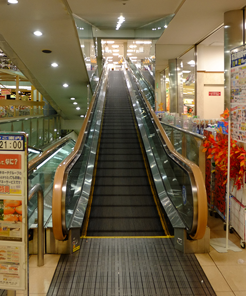 長崎屋帯広店 エスカレーター