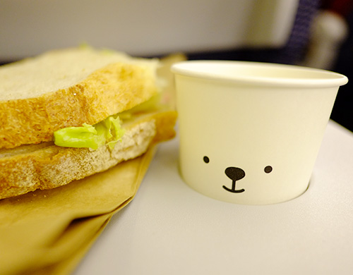 羽田行きAIR DO機内食(?)