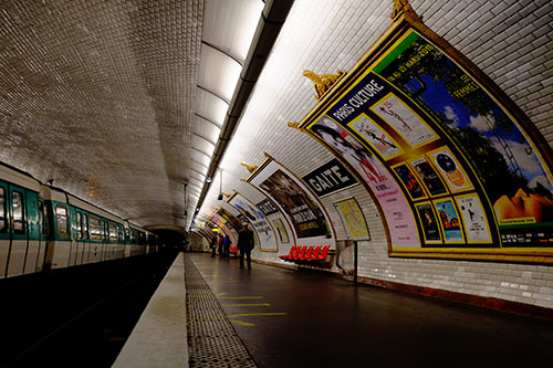 ゲーテ駅ホーム