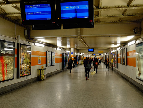 ストラスブール駅/ホーム下通路