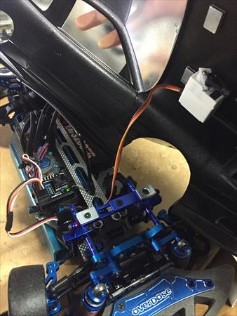 ず*い様 AE86 1/10ボディ 電動開閉リトラキット付き hqdefault.jpg