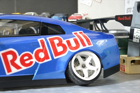 Round.235 Red Bull 仕様 ヨコモ ドリフトカー用 GReddy R35 RX SPEC-D
