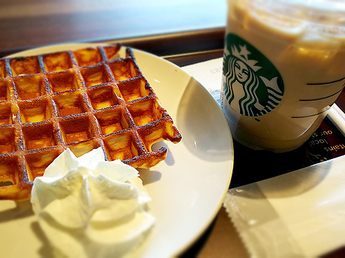 スタバラテとワッフル