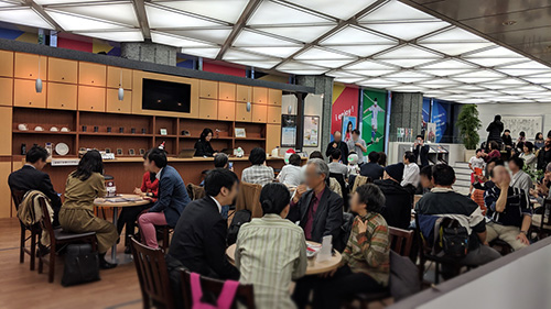 カフェ全体