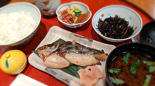 おさかな定食