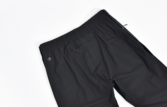 DESCENTE dddのサイドボタンパンツ | MONTARA staff blog