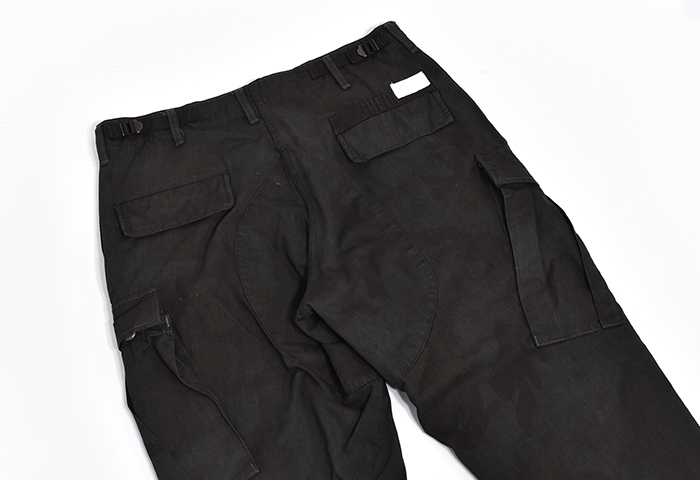 CHANGES (チェンジーズ) / Re-Make Cargo Pants / Black Dye(リメイク