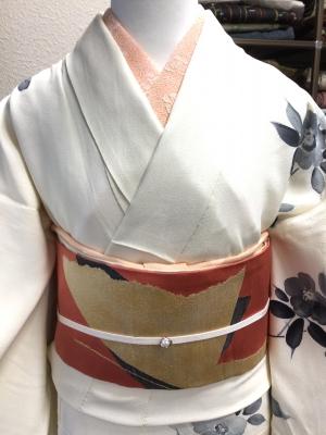椿の着物に蝶の帯 | 時代布池田ブログ 椿の着物に蝶の帯 | 時代布池田ブログ