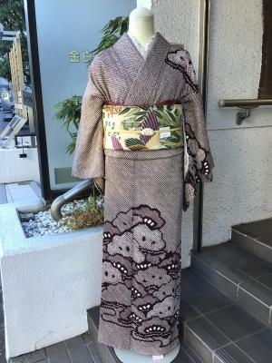 新年にふさわしい総絞りの付け下げ | 時代布池田ブログ