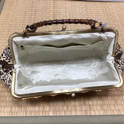 洋装、和装両方に使えるバンブーがま口バッグ | 時代布池田ブログ