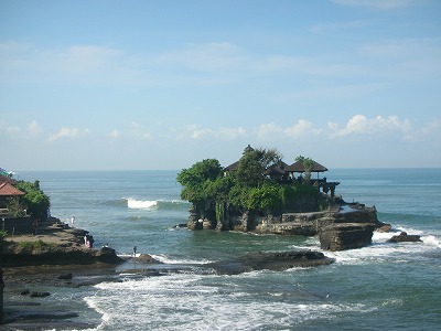 タナロット寺院。