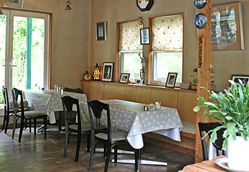 キッチン四季の店内