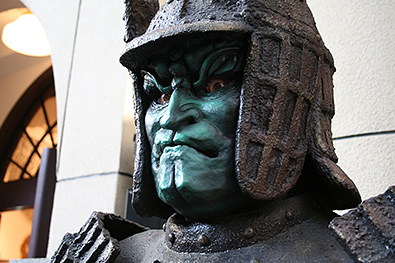 海洋堂フィギュアミュージアム入口の大魔神
