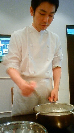 201110081233000.jpg