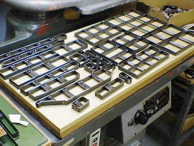 カメラバッグ刃型