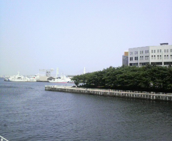 横浜