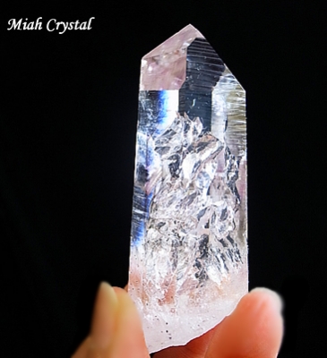 ブランドバーグ産 水入りアメジスト ミーアクリスタル