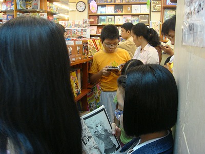 ホーチミンの書店:漫画コーナー