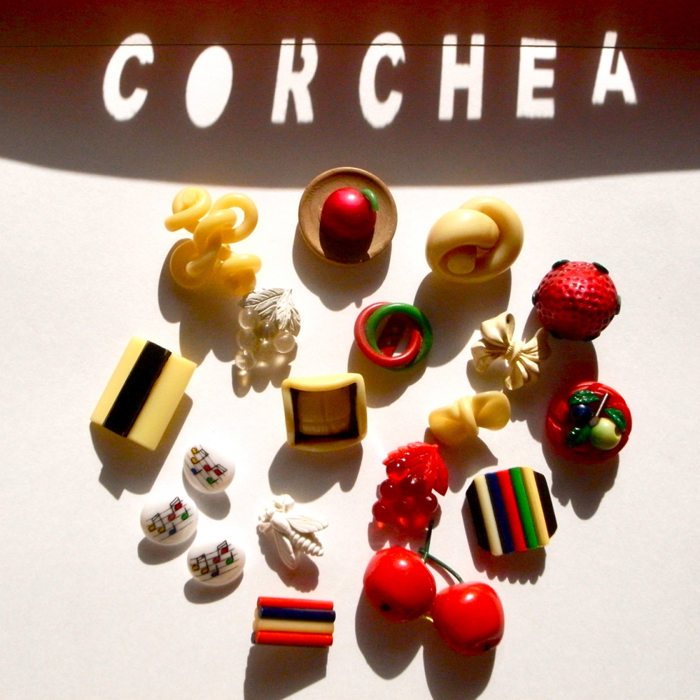 vintage buttons.jpg
