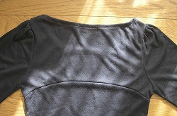 福袋の服−後ろ