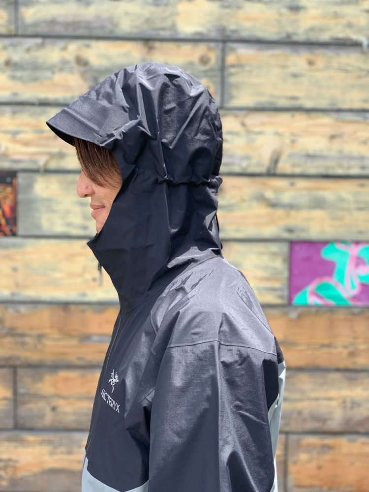 ZETA SL JACKET / GORE-TEX PACLITE Plusの素材を採用 | SIDECAR BLOG