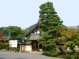等持院(とうじいん)