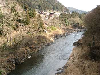 多摩川(寸庭橋より川下)