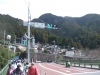 川井駅前通過