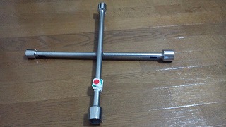 クロスレンチ