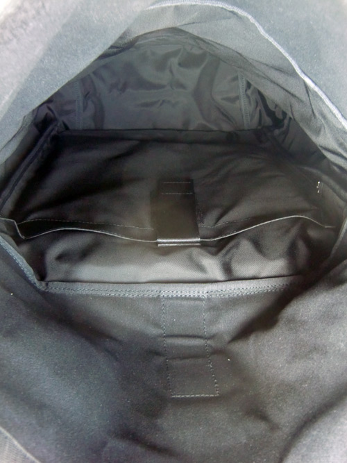 ■ACT_DICOVER BAG BLACK■