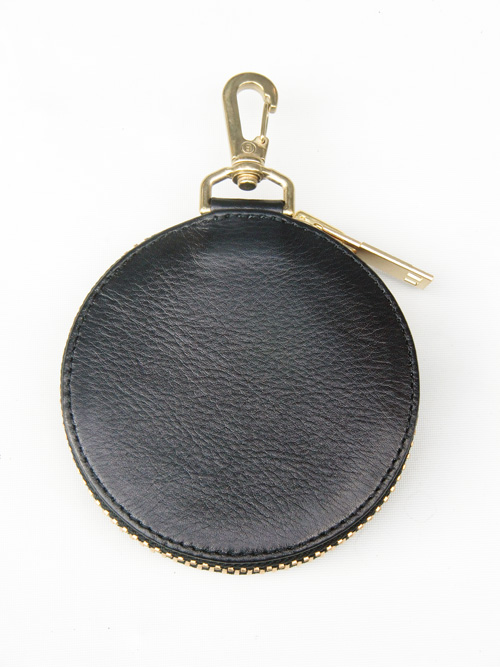 更新1022□【blackmeans x FUÜDOBRAIN】Embroidely Circle Pouch 更新1022□【blackmeans x FUÜDOBRAIN】Embroidely Circle Pouch