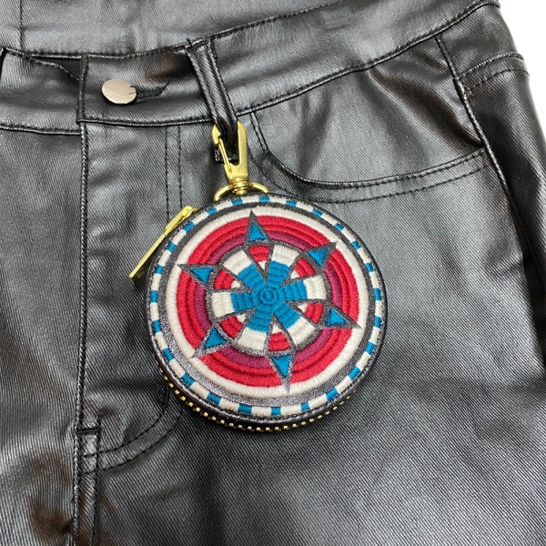 blackmeans ケース 刺繍 ラウンド型 更新0530□【blackmeans】embroidery circle pouch / purse□in stock