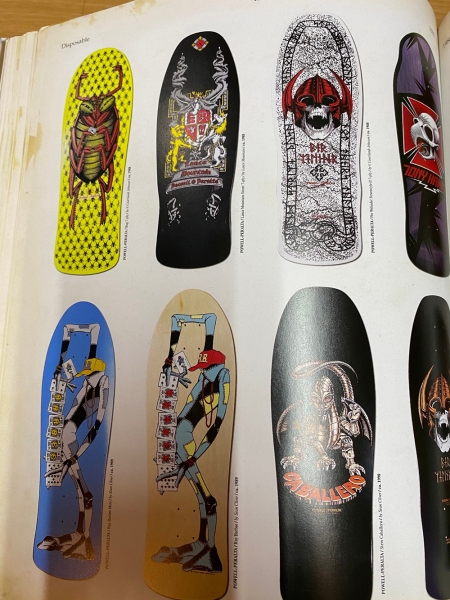 更新0111□The Disposable Skateboard Bible // Museum Zine