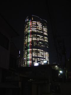 夜の六本木ヒルズ