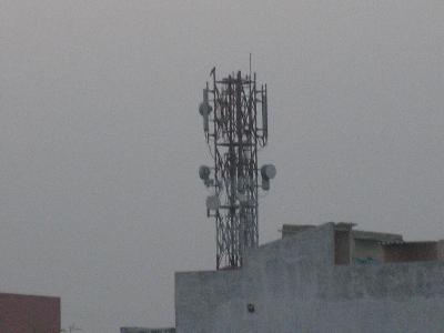 携帯電話基地局のアンテナ
