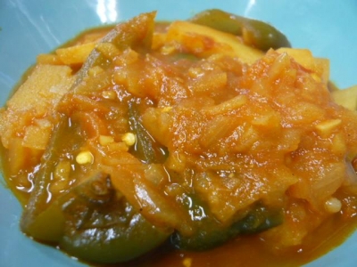 じゃがいもとピーマンのカレー