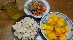 じゃがいもとえんどう豆のサブジ